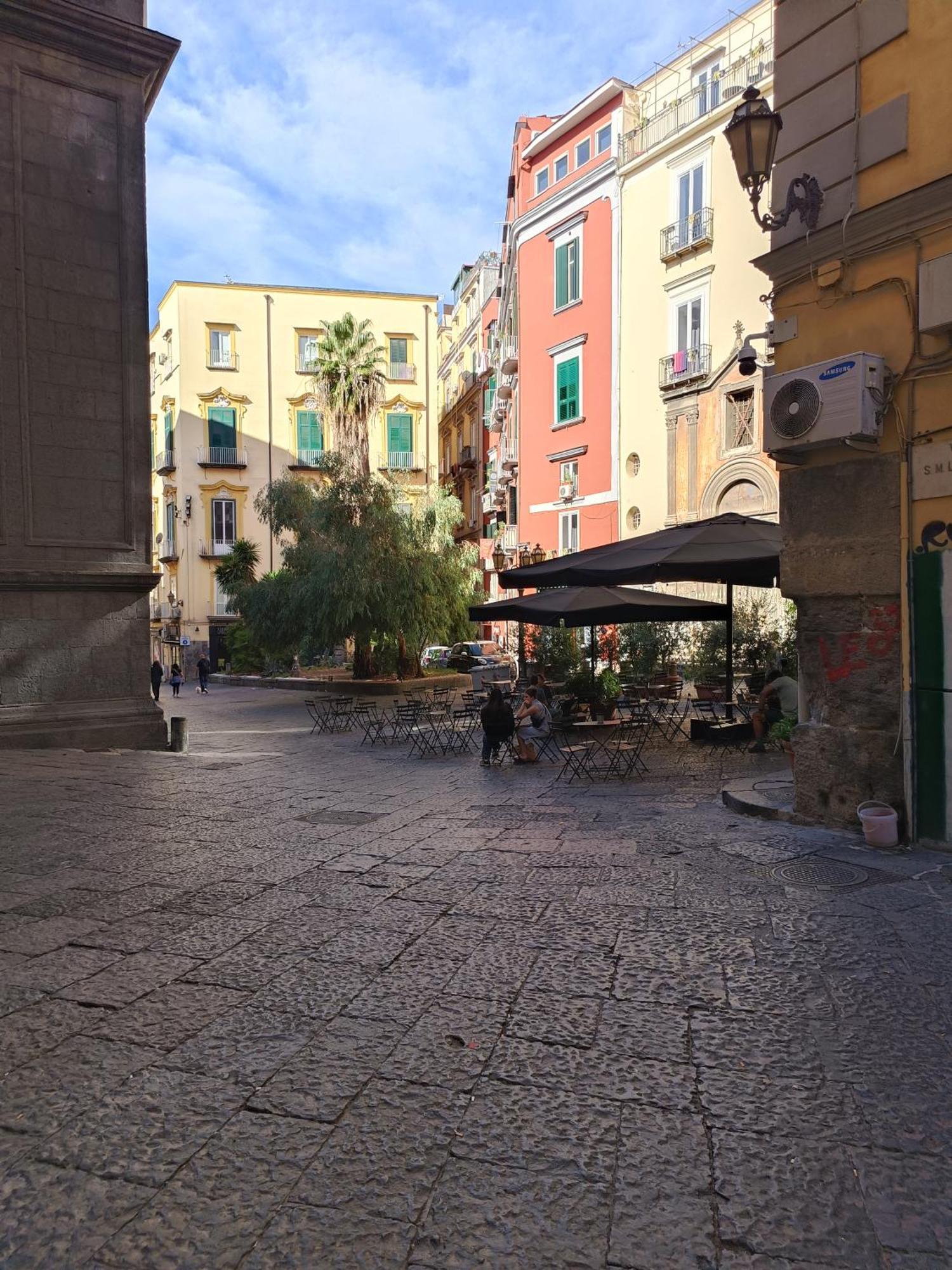 Storico House Leilighet Napoli Eksteriør bilde
